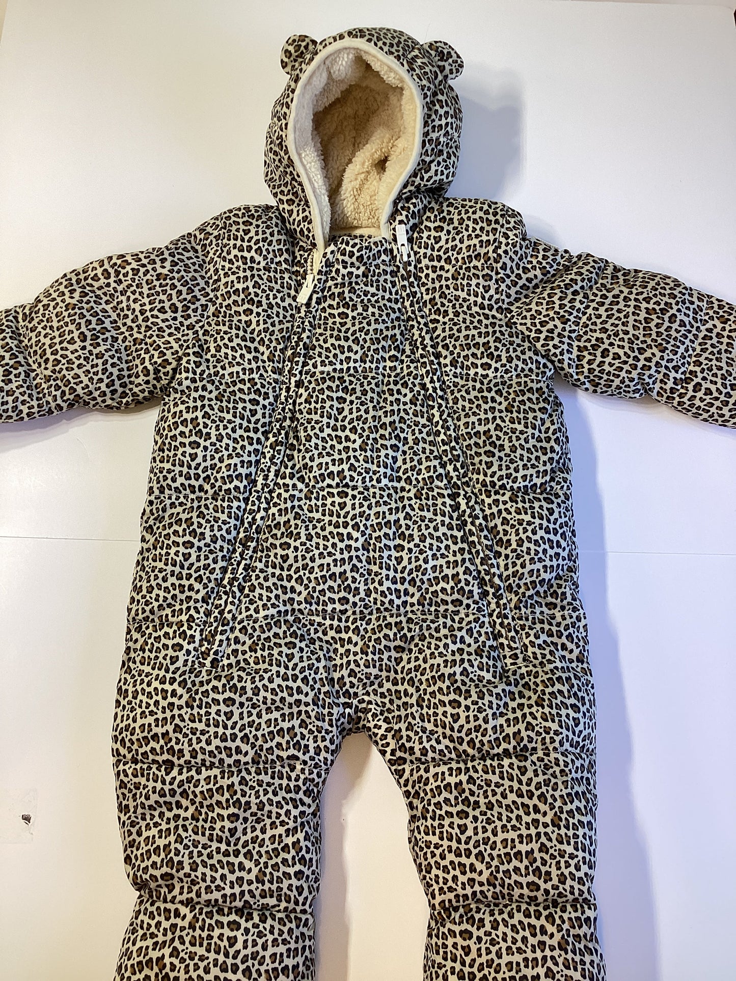 #129 REDUCED Baby gap 6-12 m cheetah snow suit