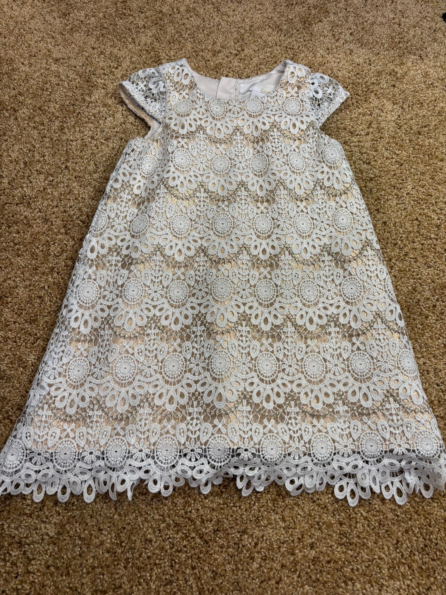 #86A girls 5T Camilla dress, white with gold underlay