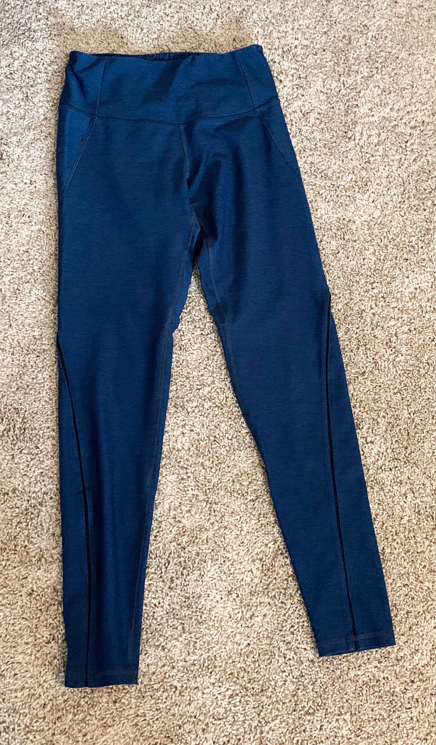 Women's Small / Champion Active Leggings with Peek-a-Boo Sides EUC