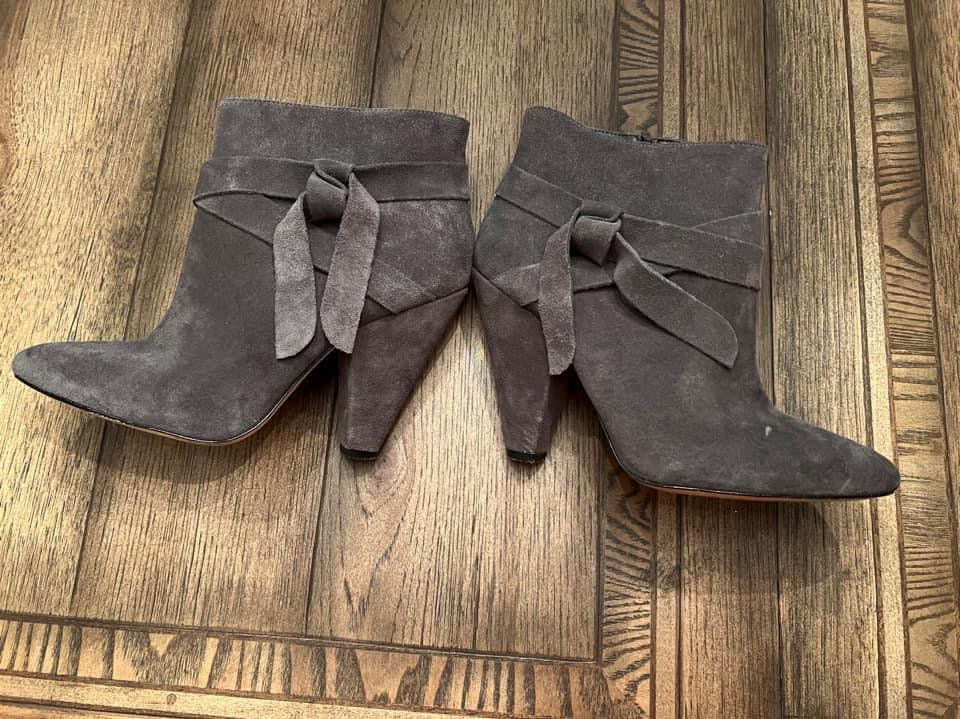 Nine West Gray Suede Boots Women's Shoe Size 8.5