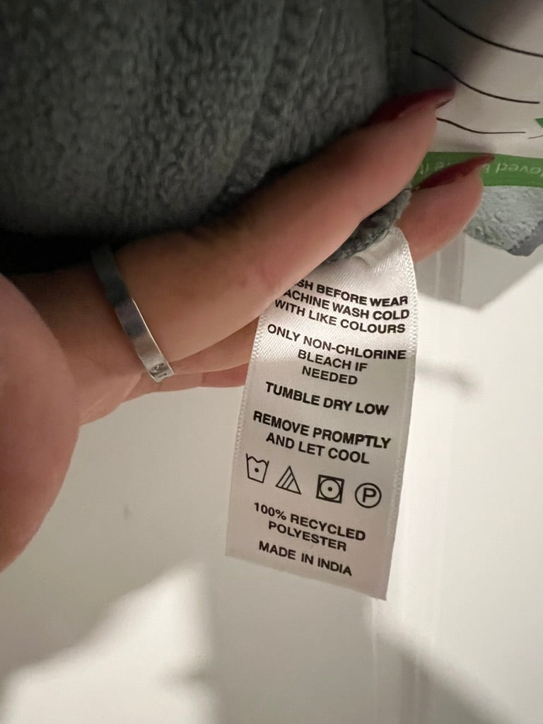 Seller #76 - OAKI 200 Series Polartec Fleece Jacket Size 3T Grey