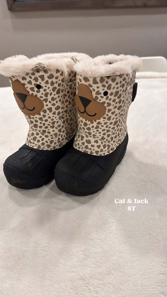 #145 Cat & Jack leopard snow boot Girls 8T EUC