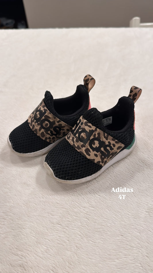 #145 Adidas leopard tennis shoe Girls 4T EUC
