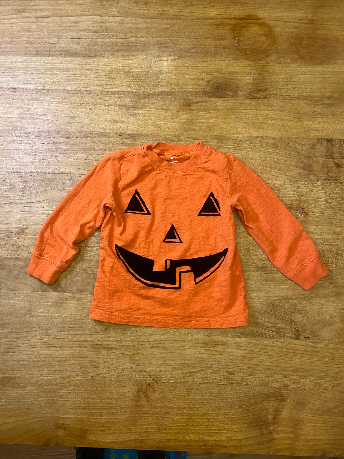 #7 Size 3T Carters Halloween shirt