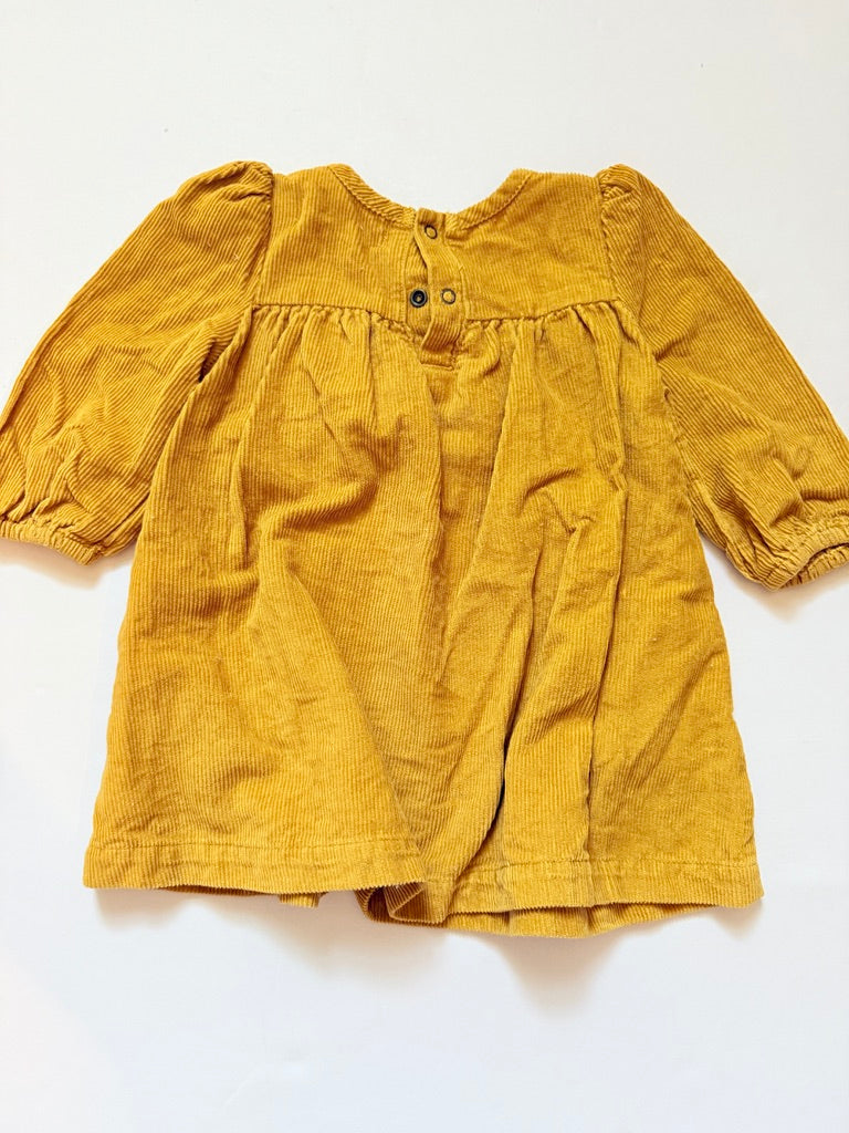 (#25) BUNDLE | pehr&PLAY UP | EUC | 6-9m | corduroy & peplum | 45227