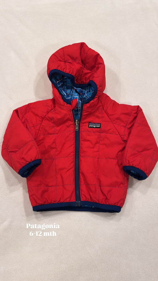 #145 Patagonia reversible down jacket Boys 6-12 mth GUC