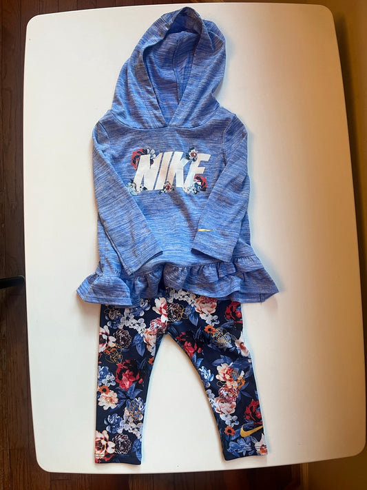 Seller #20 Nike 2 piece set size 12 mo