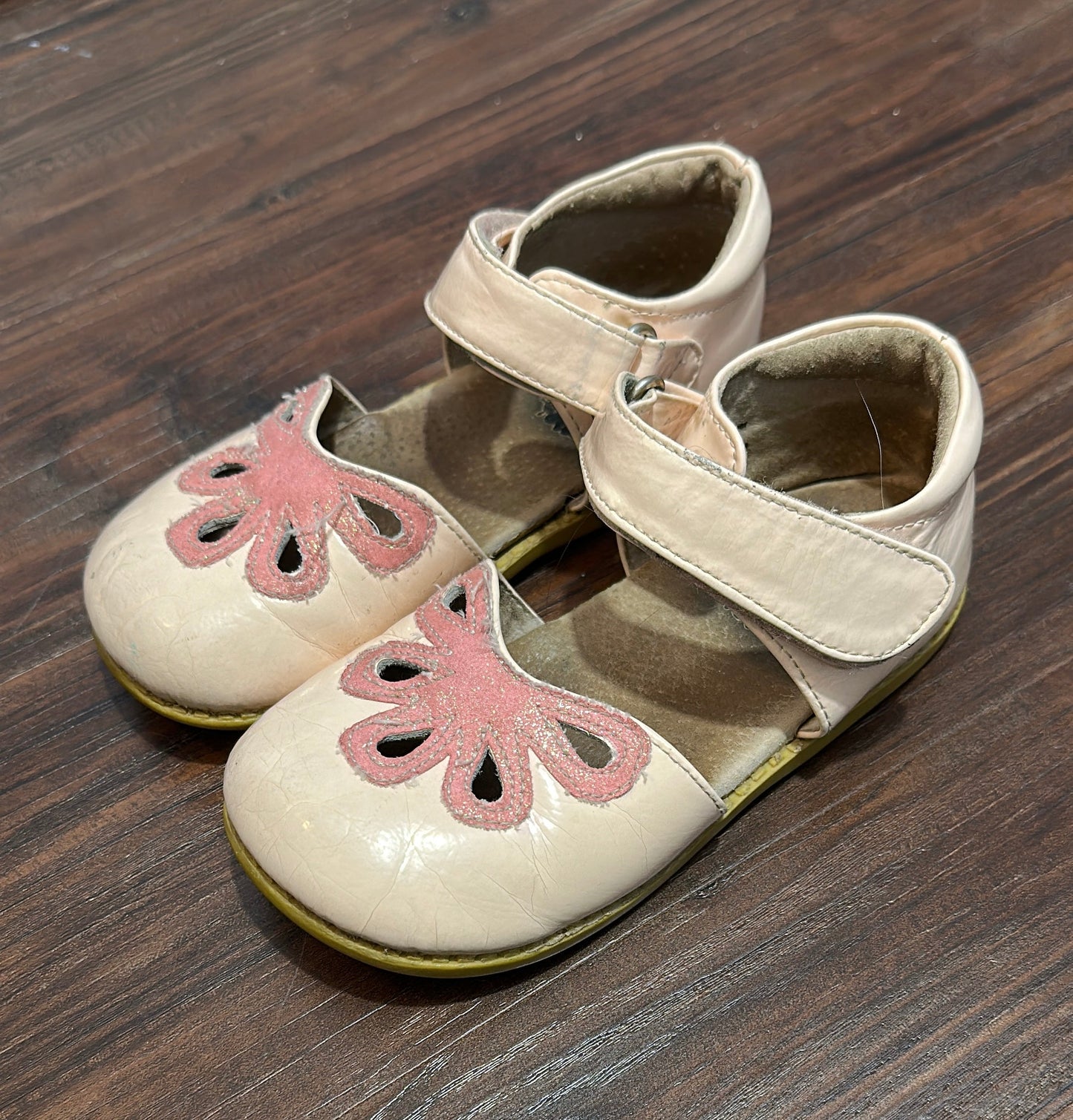 #162 Livie & Luca light pink shoes size 11
