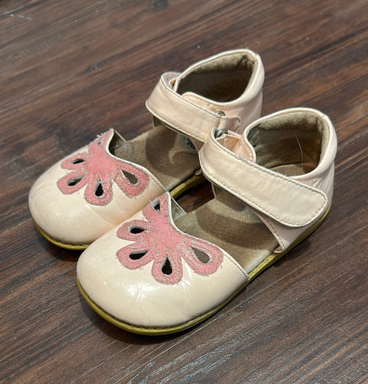 #162 Livie & Luca light pink shoes size 11