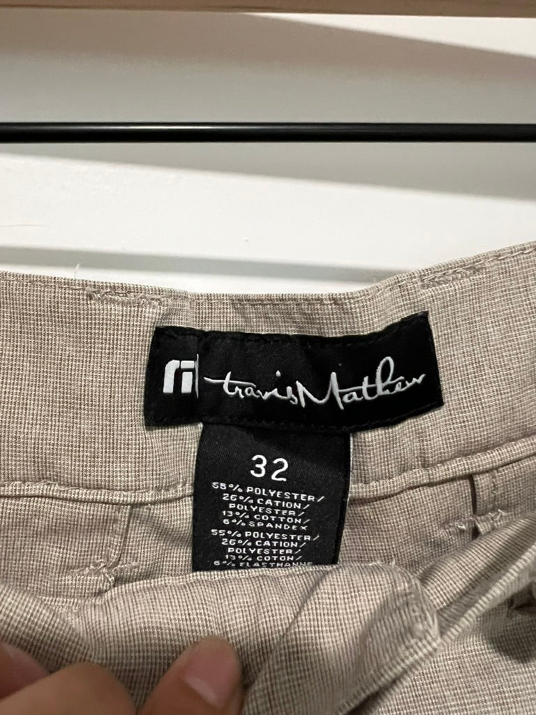 Seller #76 - TRAVIS MATHEW Beck Shorts Chino Mens Sz 32 Taupe Stretch Performance Golf