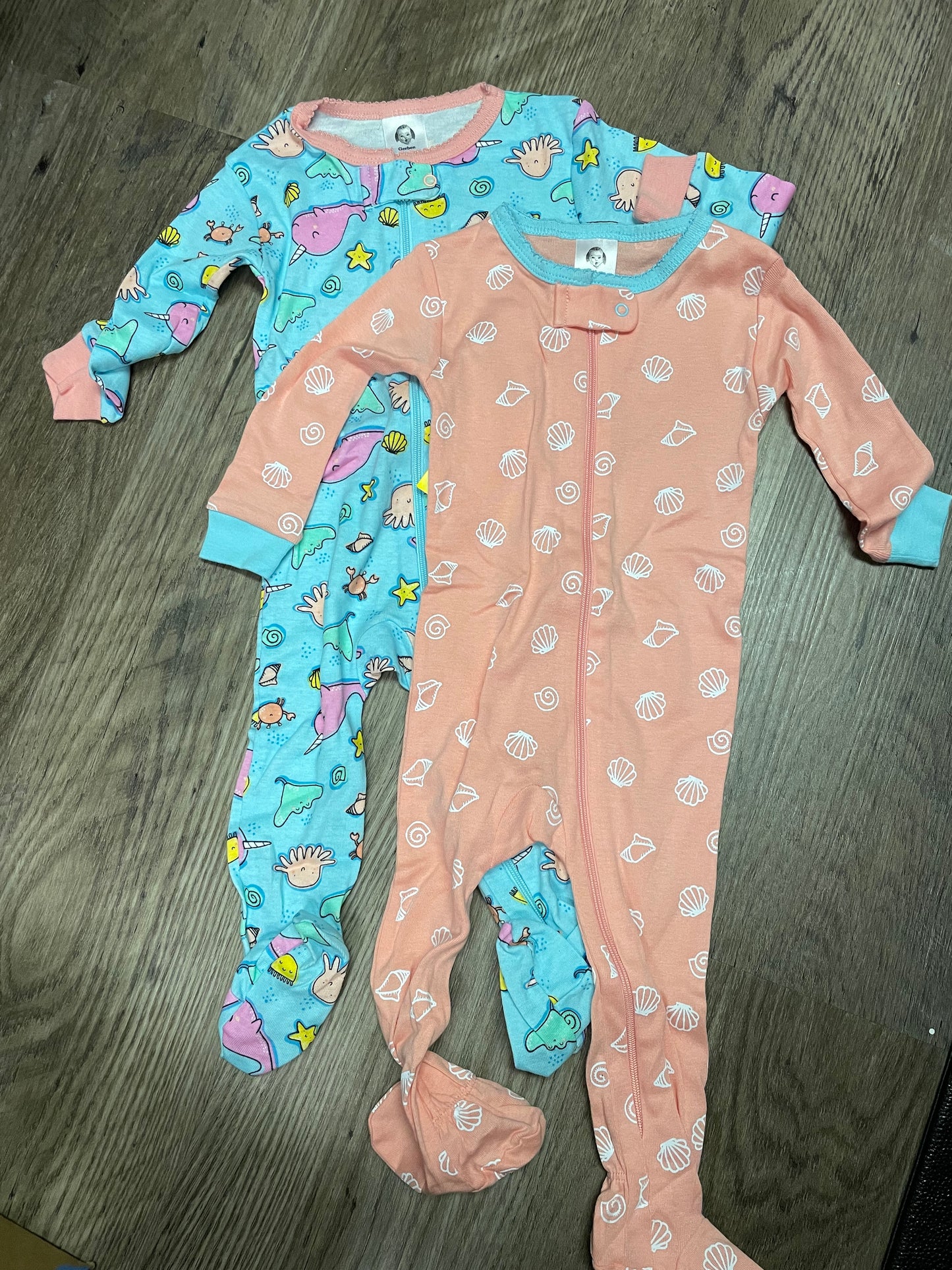 New baby girl 6 month gerber two pjs