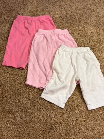 #86A girls 3 mo carters pants