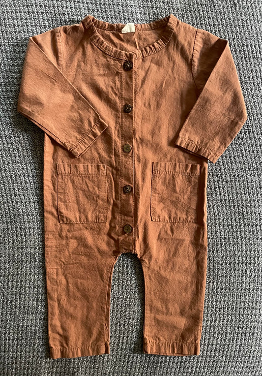 No name, size 80 (12-18 month) romper. Lightweight & so cute ! Worn only once!