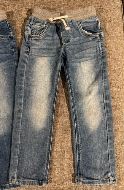 Seller #179 | Cat & Jack Jeans (2) | Toddler 4T