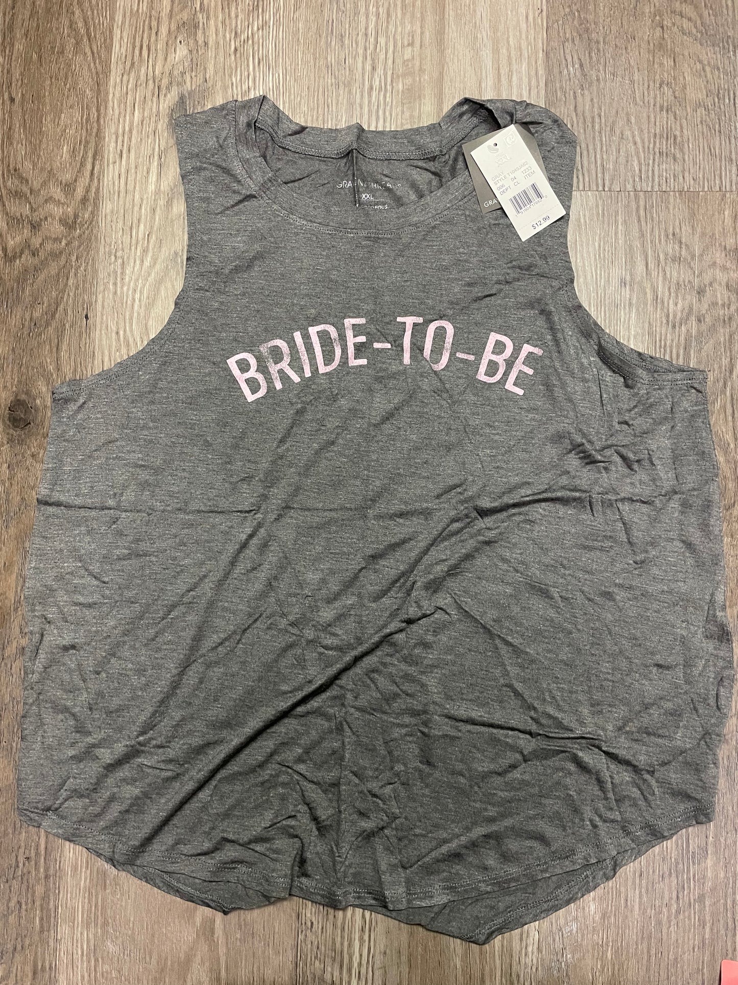 New Women 2X bride to be shirt. Grayson and threads
