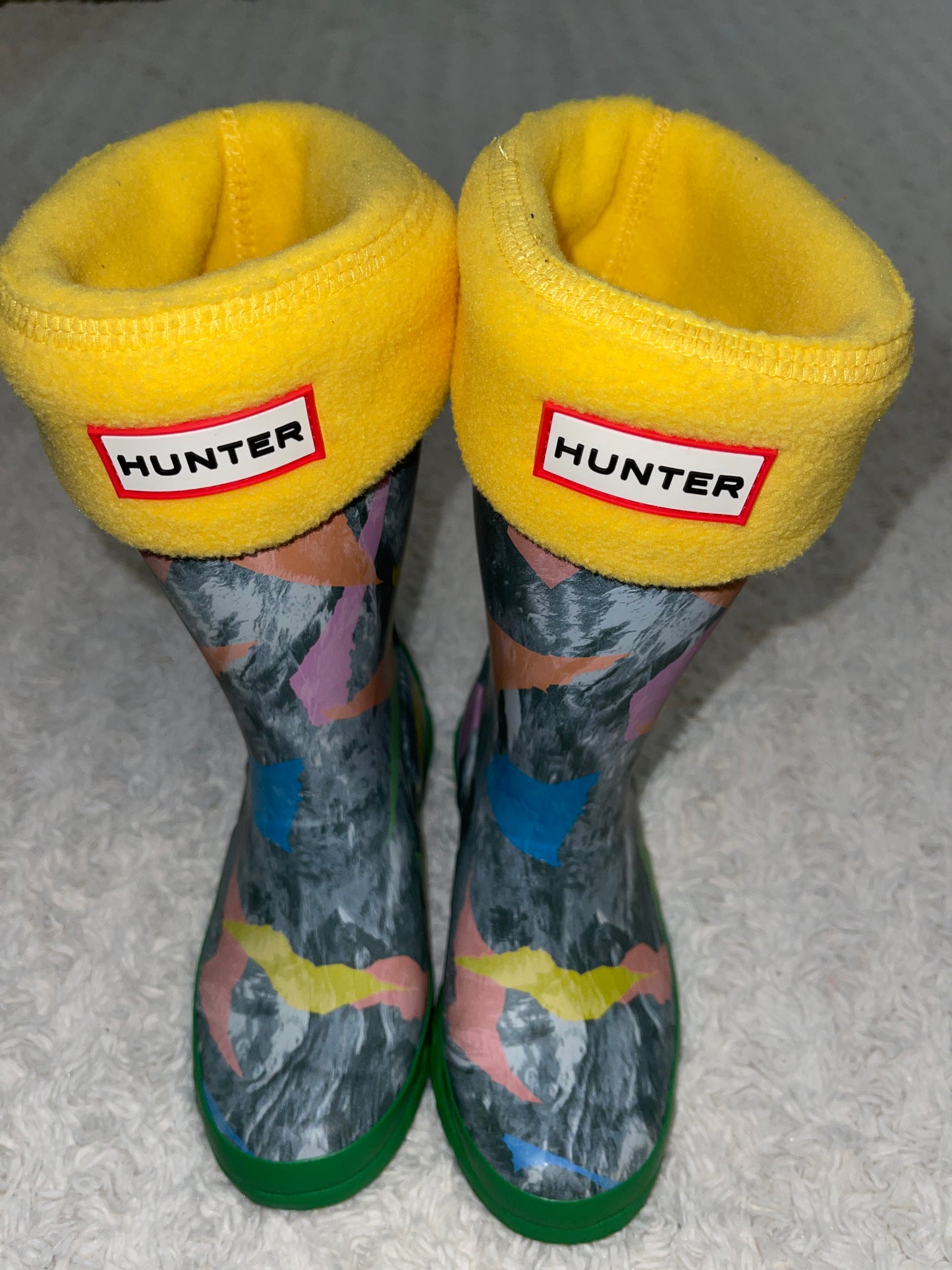 PPU Montgomery VGUC Hunter Boots Girls Storm Camo Print Size US 13B/1G (EU 31) with EUC Yellow Fleece Boot Socks Fits Shoe Sizes 11-13