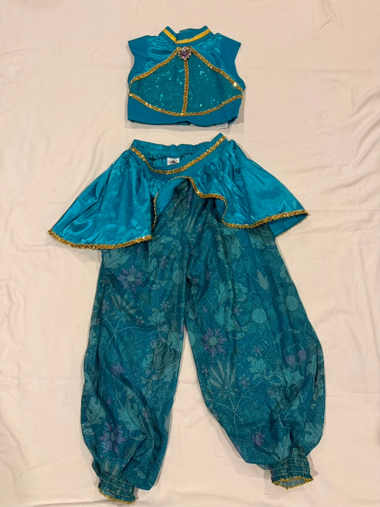 Seller #142 Disney girls size 9/10 Jasmine costume