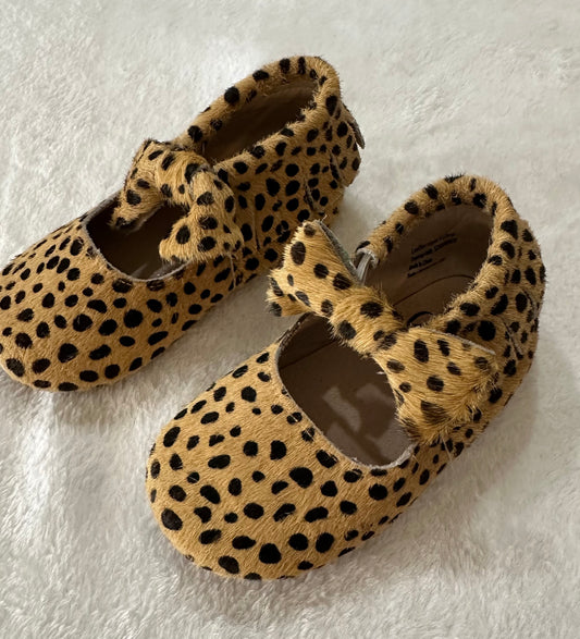 Girls Monkey Feet toddler shoes 18-24 months