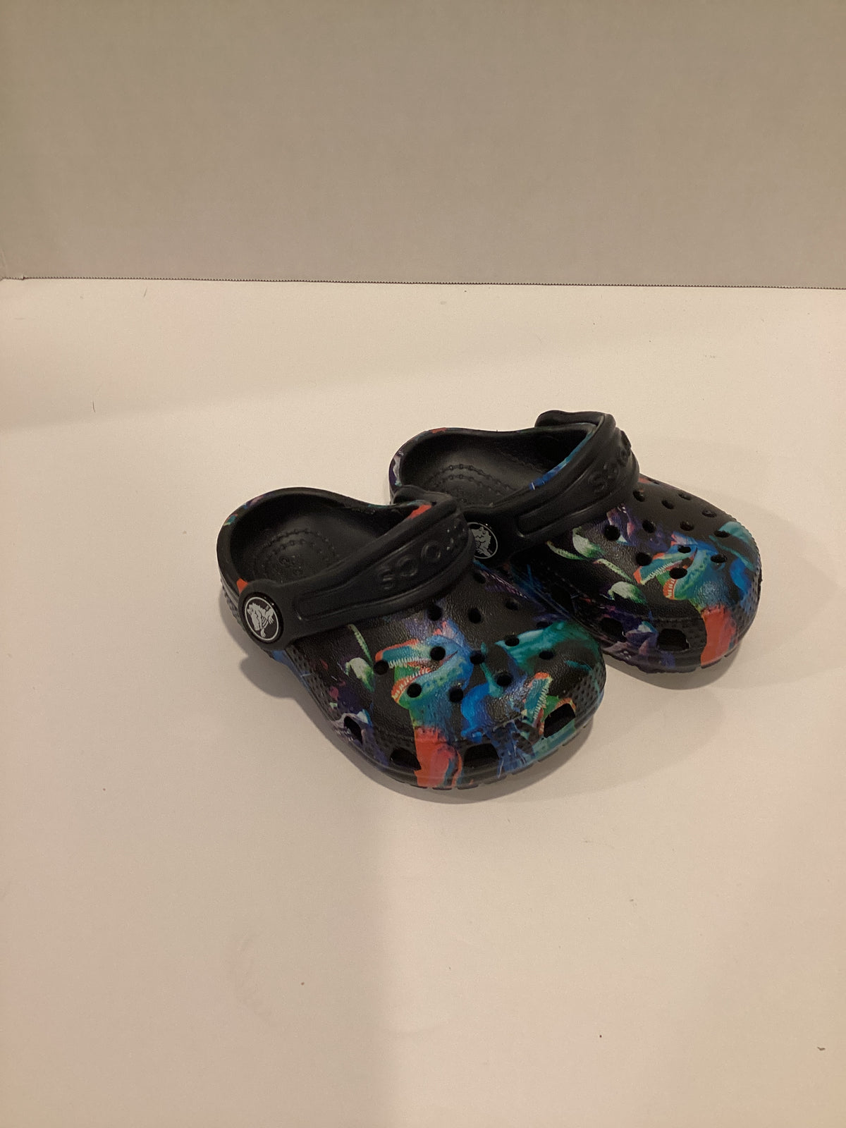 #70 Crocs Toddler 4 Shoes