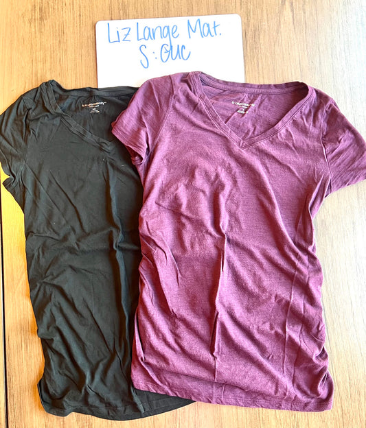 Liz Lange Maternity Size Small Fitted V neck Tshirts with Side Ruching, GUC