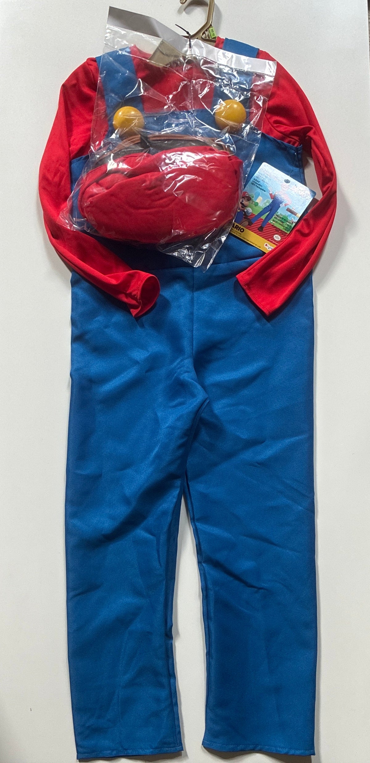 Seller 76 Mario Costumer NEW Size 8/10