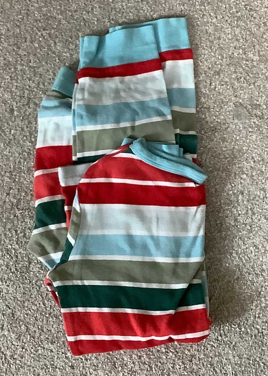 #130 Cat and Jack long Sleeve Stripe PJs Sz 8