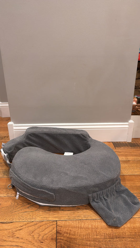 #145 My Brest Friend nursing pillow