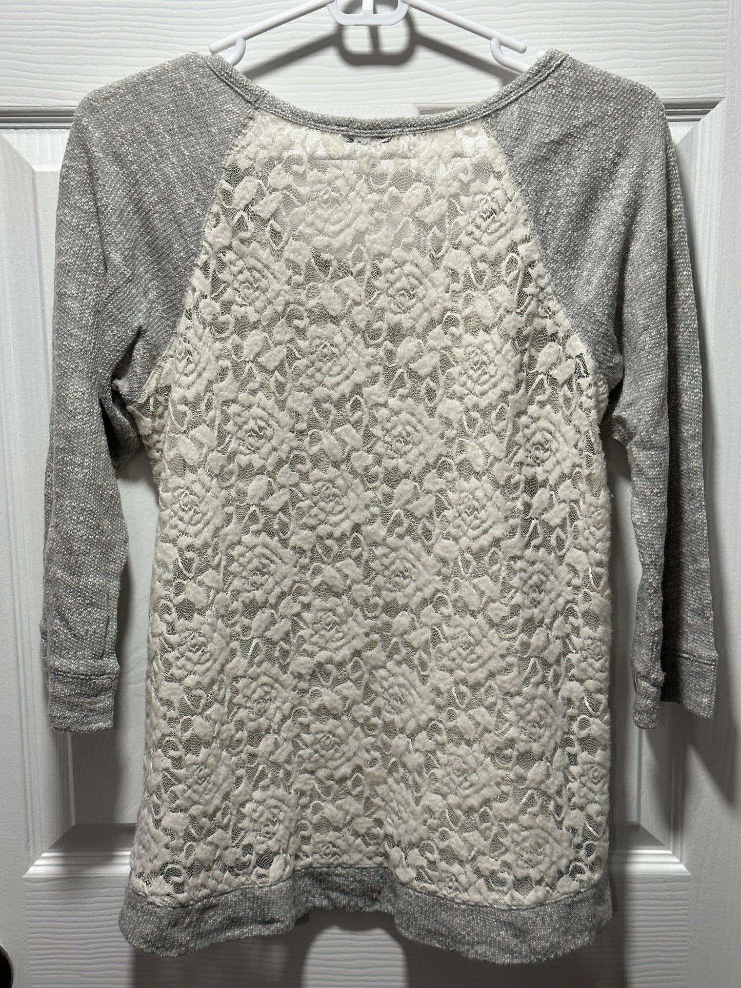 Express 3/4 Sleeve Gray Sweater with Lace Back - Women’s M - VGUC