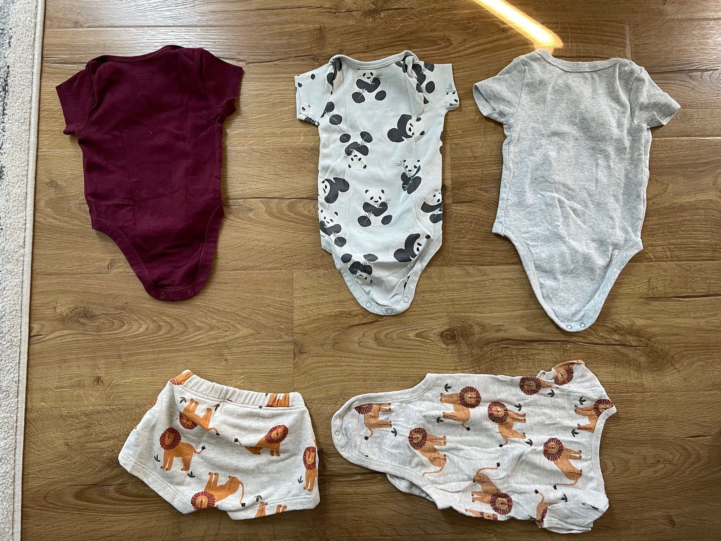 #6 - Boys Old Navy Bodysuits/Onesies - Baking, Pandas, Grey, Lions, 3-6 months
