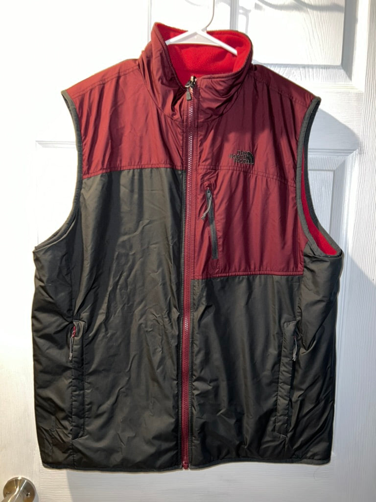Seller #76 - North Face Reversible Vest L Heatseeker Insulated Grey