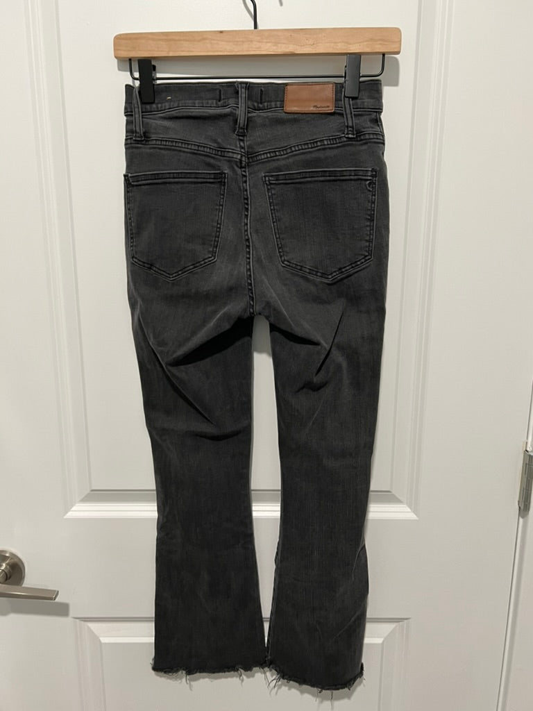 Seller #76 - Madewell Cali Demi-Boot Jeans in Edmunds Wash: Raw-Hem Edition Size 25 Black