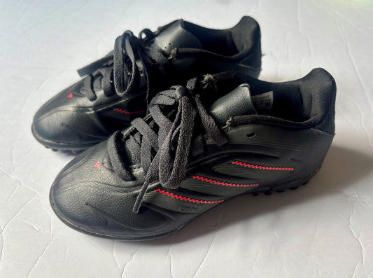 #154 Adidas Indoor Soccer Cleats Boys Size 10 EUC