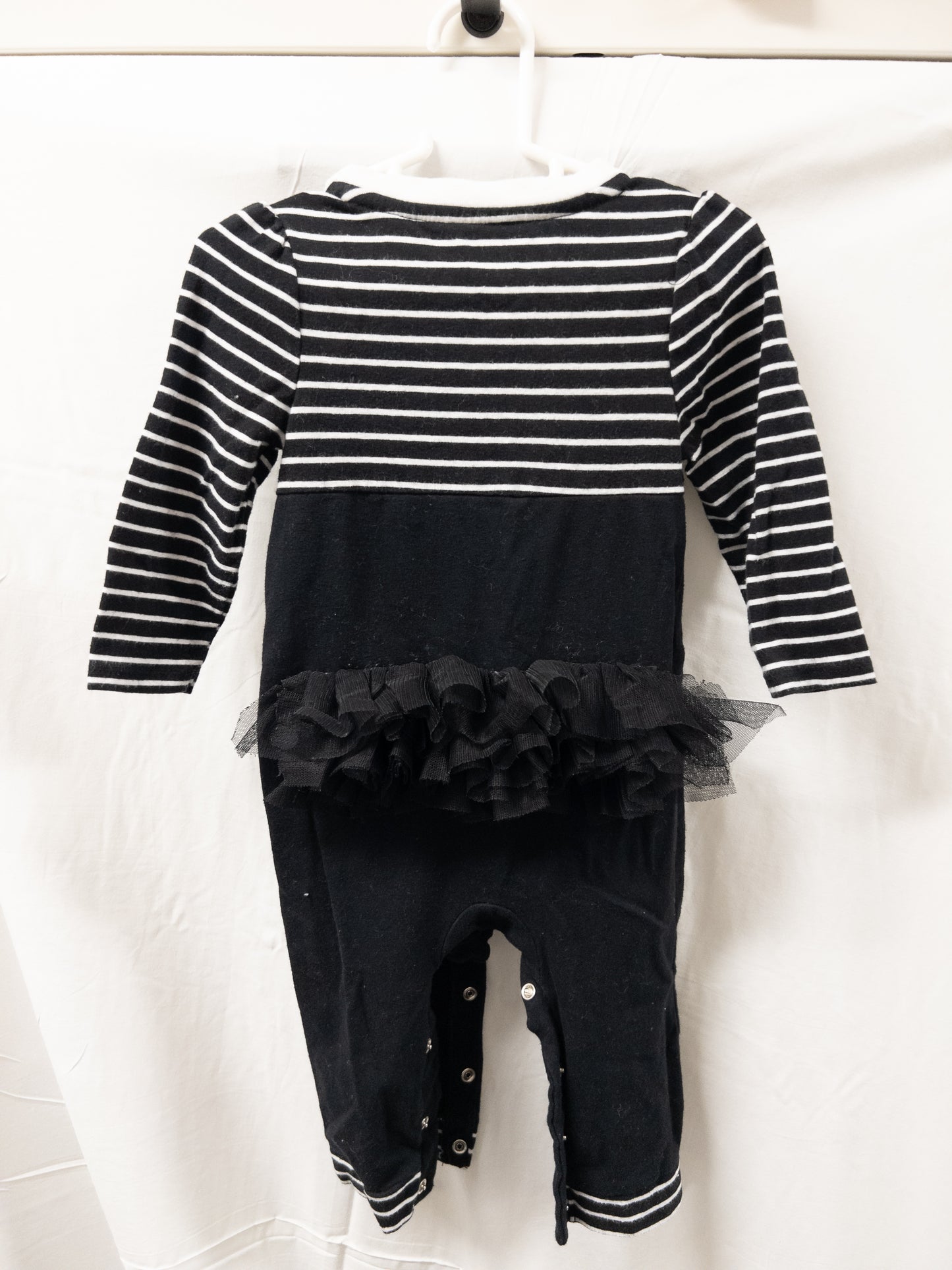 #151 6-9 month girls cat and jack black cat long romper with ruffle butt