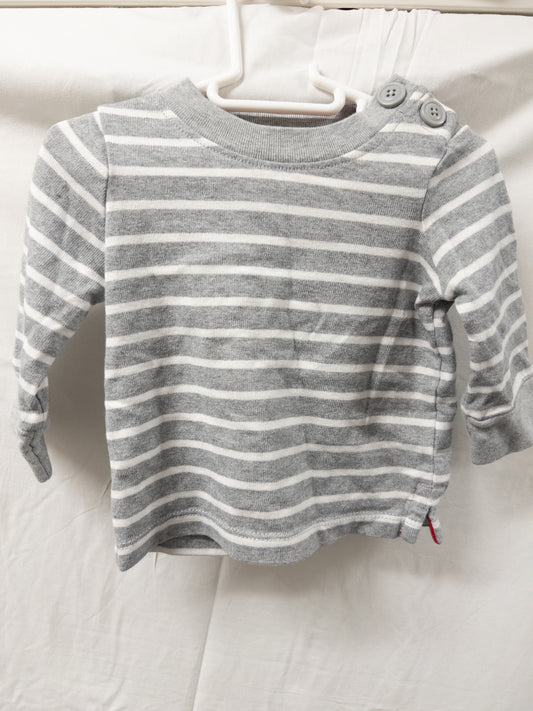 #151 gender neutral Hanna Anderson 3-6 month gray and white sweater