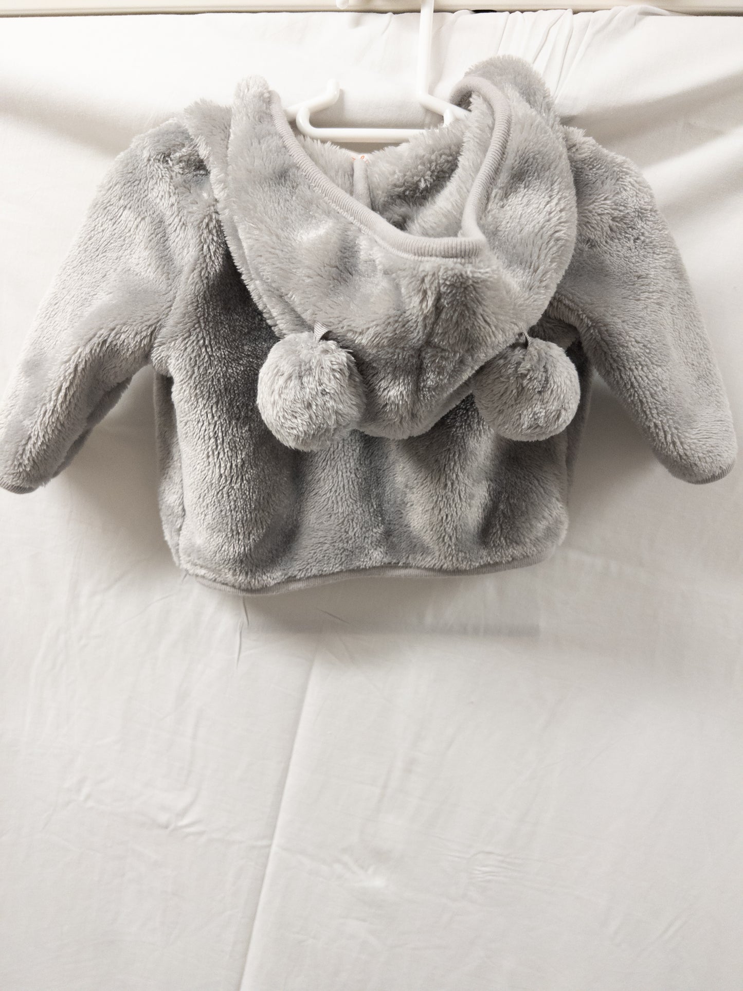 #151 gender neutral cat and jack 0-3 month gray fleece jacket with bear ears