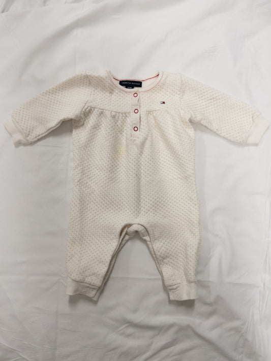 #151 Tommy hillfiger white outfit. Size 6-9 month