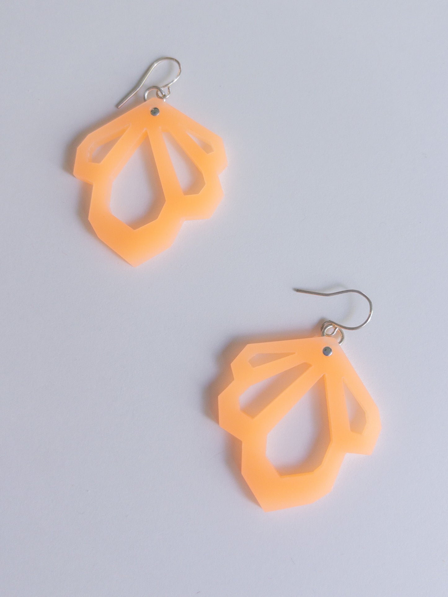 WOLL Faceted Acrylic Translucent Sherbet Orange Earrings - NEW