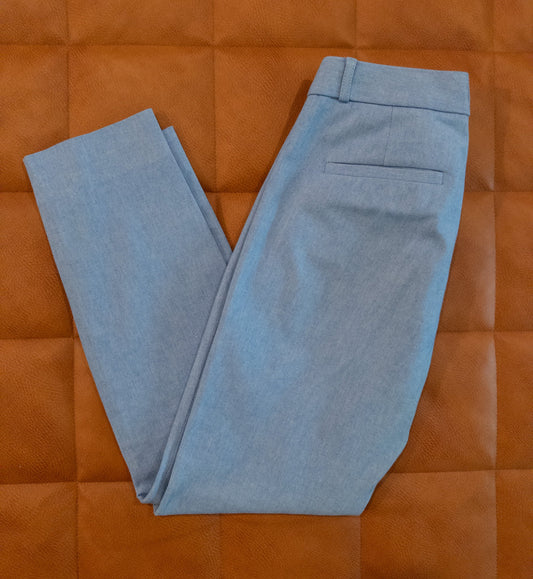 #152 Banana Republic women's size 0 light chambray blue pants - EUC