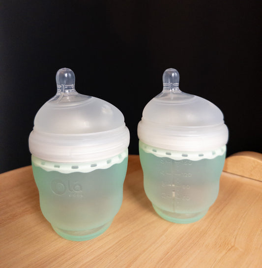 #101 Olababy GentleBottle 4oz silicone bottles (2) - EUC
