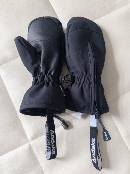 #152 The best toddler winter snow mittens, 1-2Y - like new