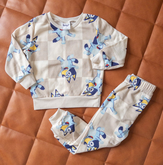 #152 3T Bluey sweatshirt + sweatpants outfit - VGUC
