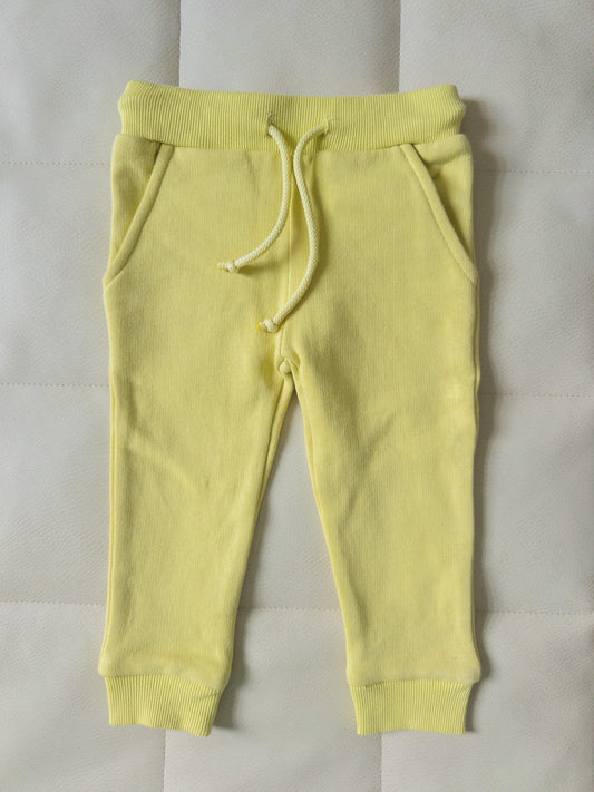 #152 Bizz & Siss 12-18m yellow sweatpants - like new