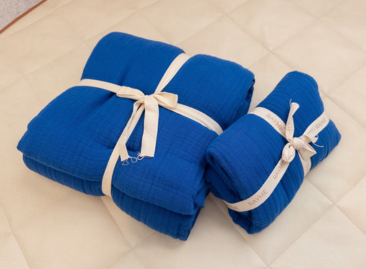 #152 royal blue muslin Queen size bedding blanket + 2 shams - NWT