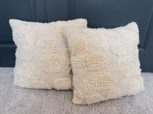#152 H&M (2) Sherpa throw pillows - VGUC