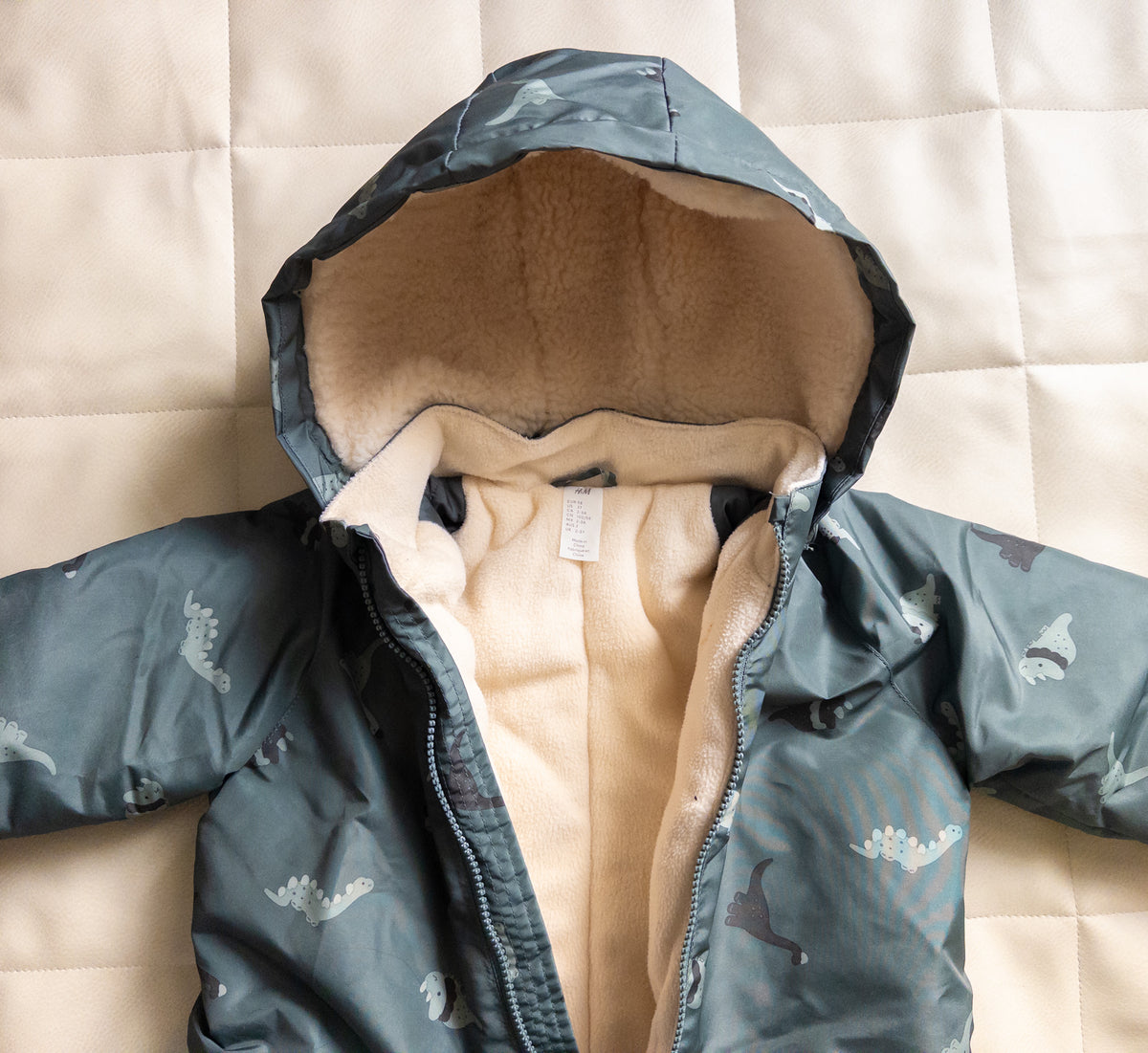 #37 H&M 3T Dinosaur Snowsuit - EUC