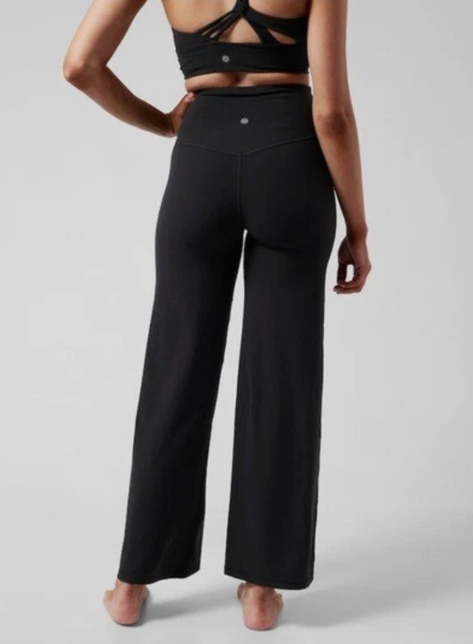 #222 Athleta Women's Medium Wide-Leg Full-Length and Cropped Elation Leggings Bundle (One Pair Retailed for $98 Alone!)