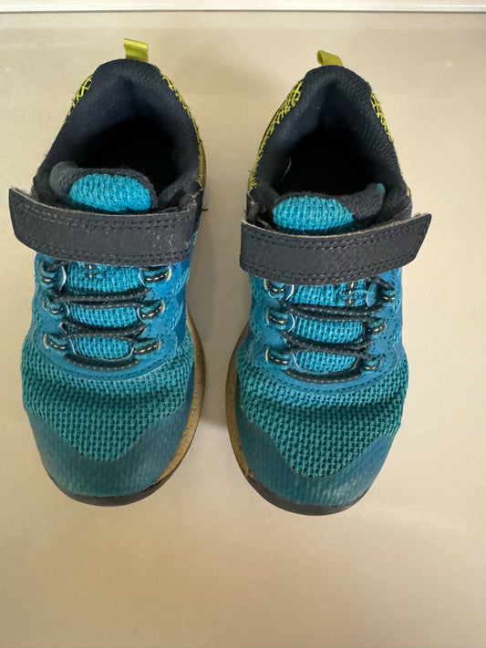 REDUCED #92 Boys size 11 Merrell shoes