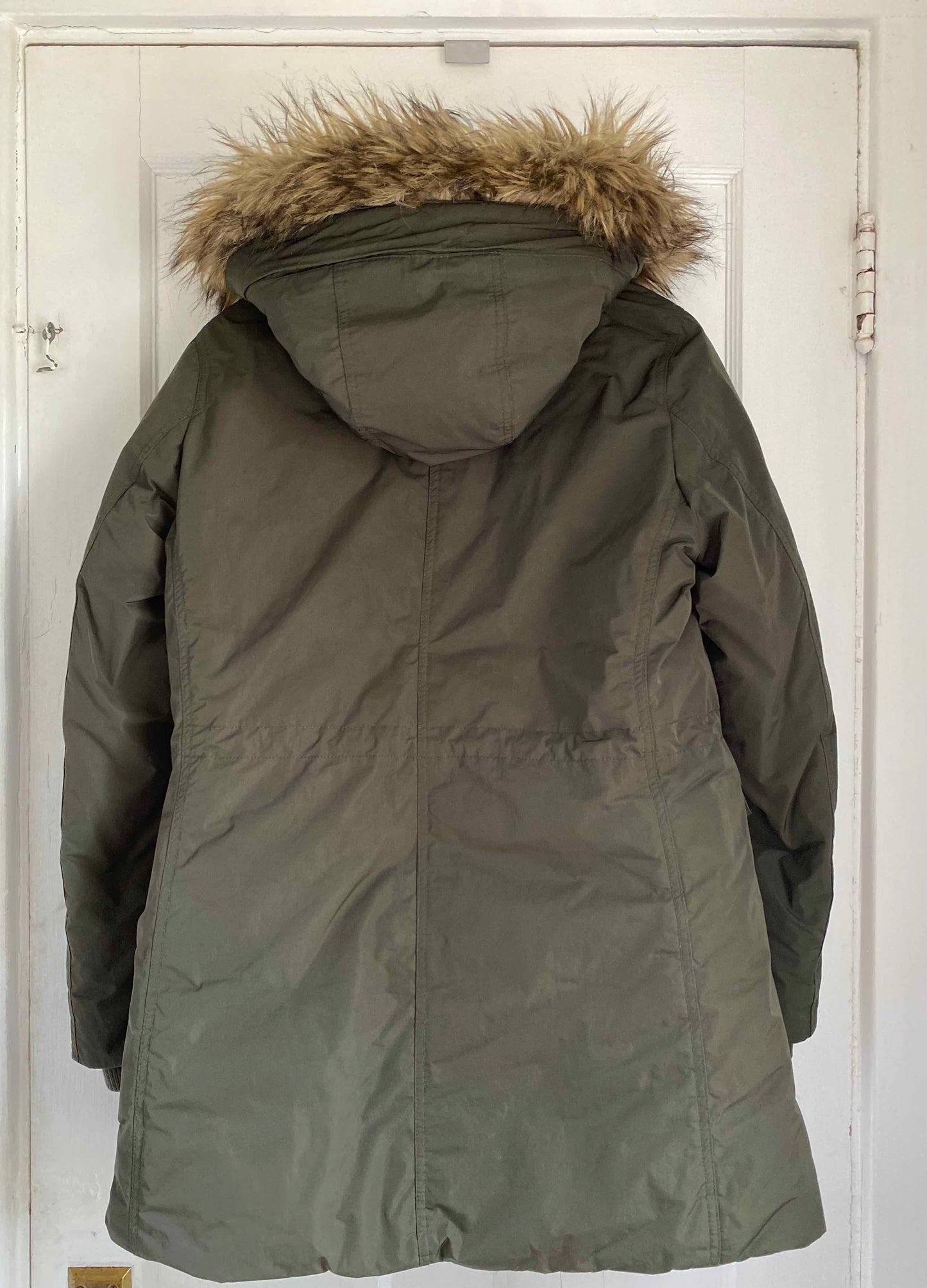 #95B EUC UNIQLO Women's Warm Tech Down Parka, Women's size Medium (1 out of 2)