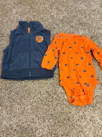 #86A boys 3mo carters vest and football onesie, great for the bengals!