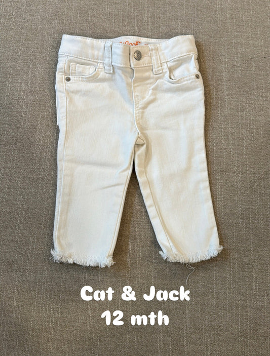 #145 Cat & Jack white jeans Girls 12 mth EUC